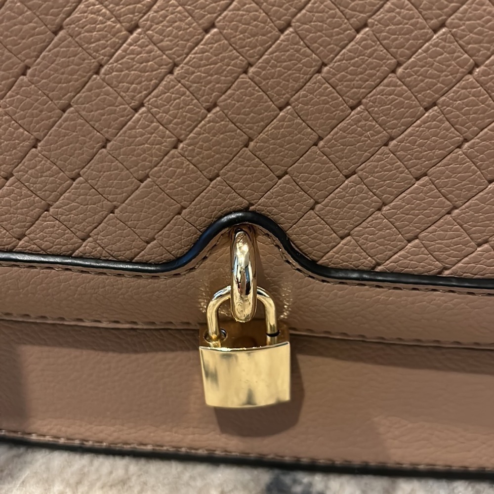 NWT Alyssa Tan Mini Purse - Picture 3 of 5